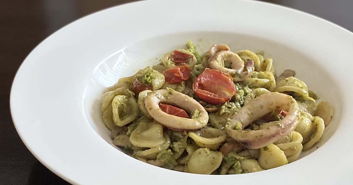 ショートパスタ　ブロッコリー　イカ