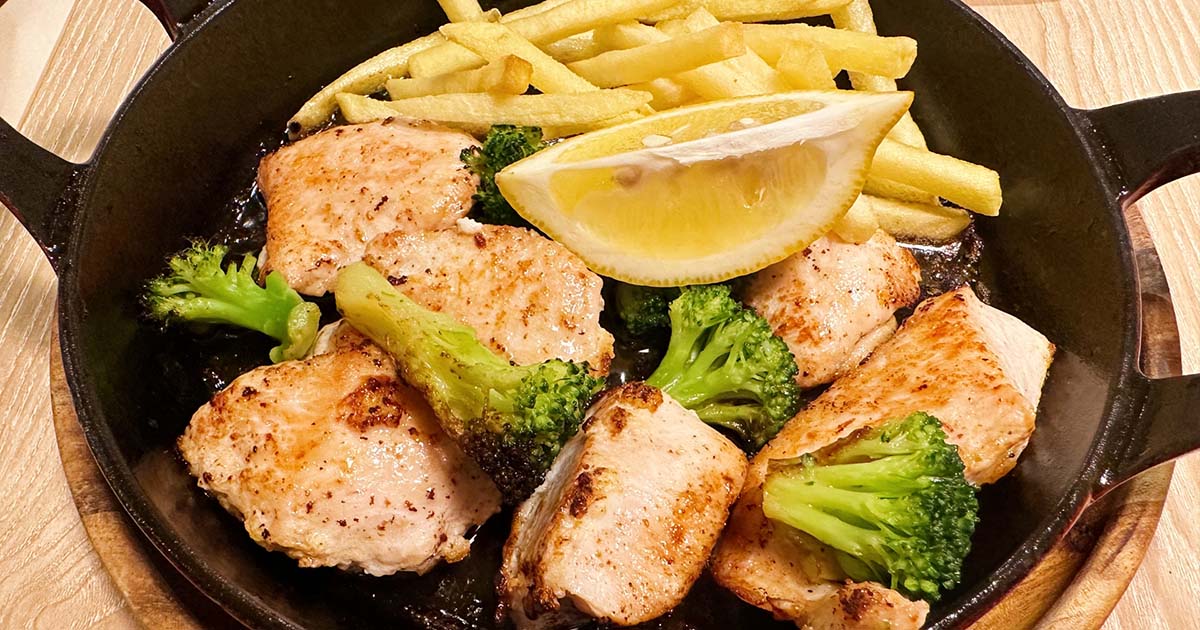 ブロッコリー　チキンソテー