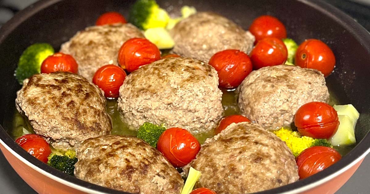 蒸しハンバーグ